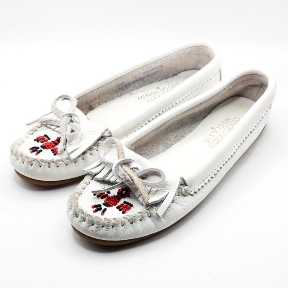 Minnetonka Shoes - Minnetonka Moccasin Flats Size 6 Beaded Western Indie Folk White Red